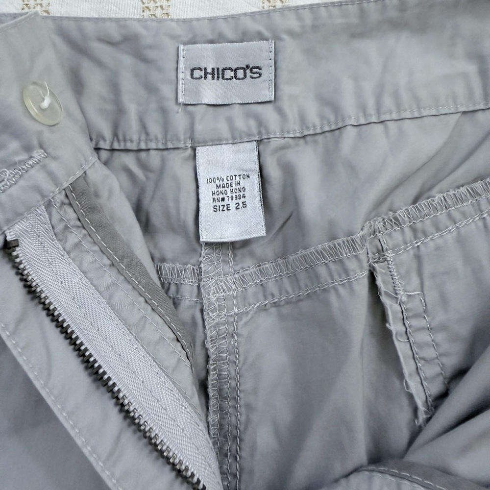 Chico’s Embroidered Wide Leg Cropped Pants | Size 2.5 (Large) - Picture 6 of 10